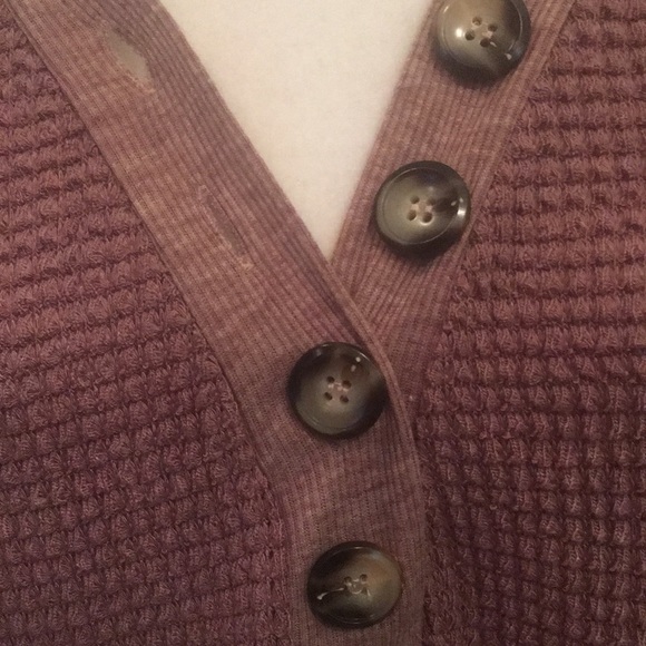 Listicle Long Sleeve Thermal Top - Picture 3 of 12